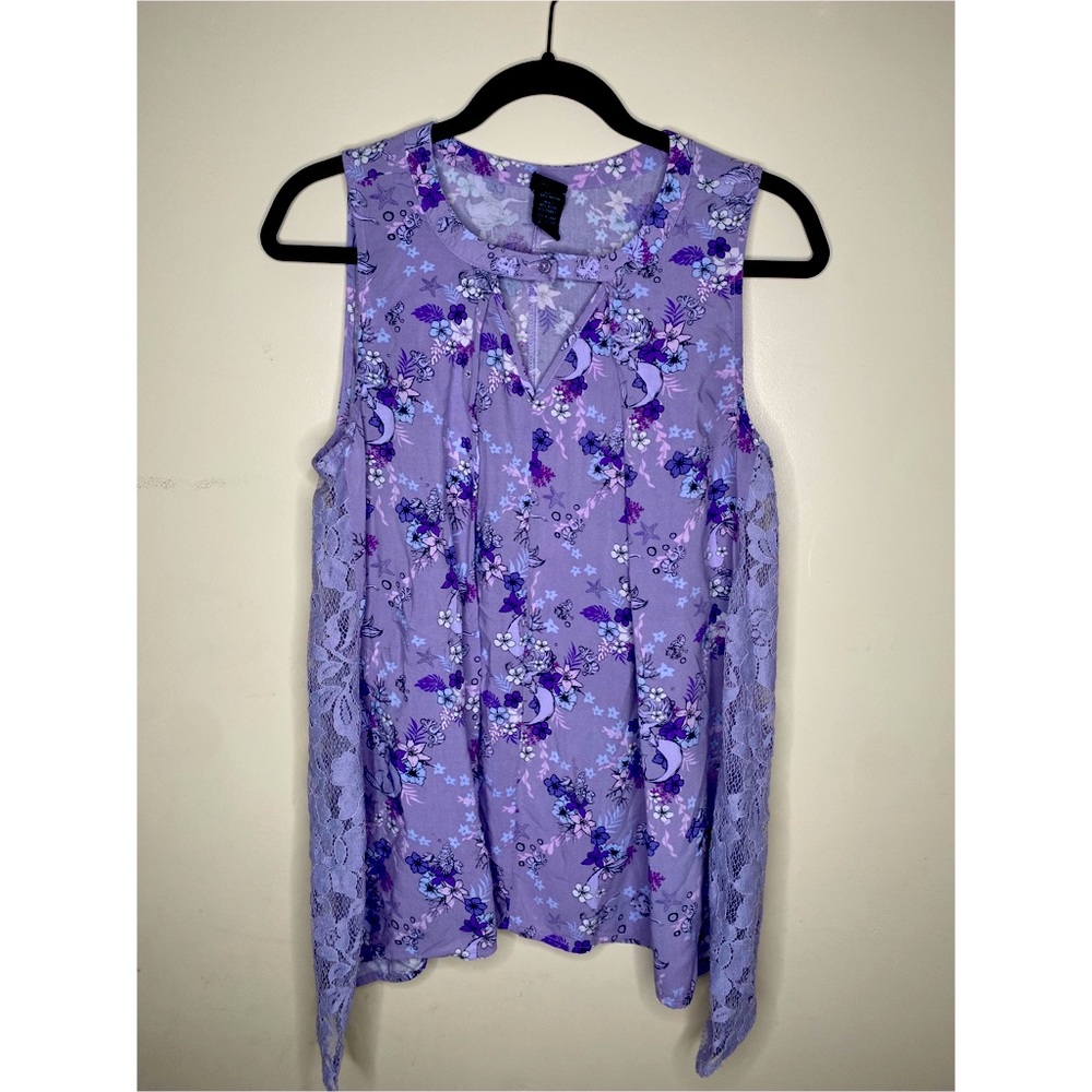 Sleeveless Princess Ariel top